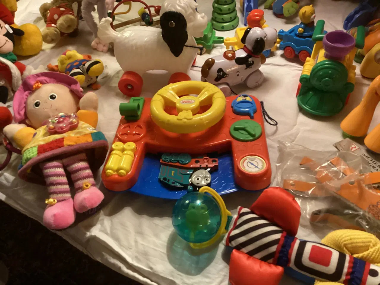 Billede 4 - Babylegetøj meget forskelligt 
