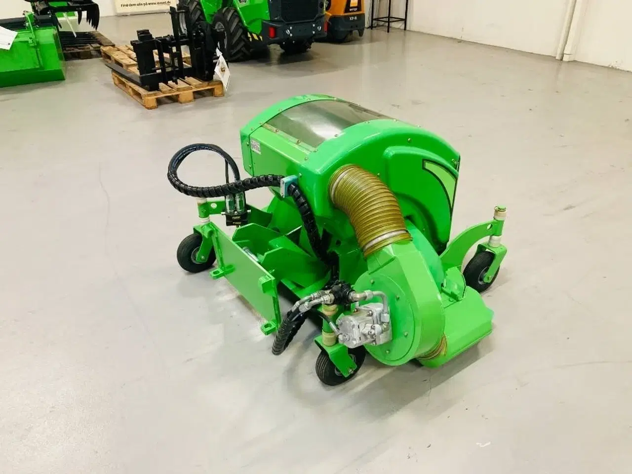 Billede 4 - Avant Græsklipper 1200 m. opsamler