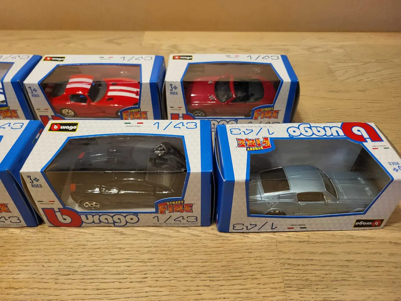 Billede 3 - Modelbiler 9 stk. 1/43 - 600 kr.  Alle 9 stk. 600 