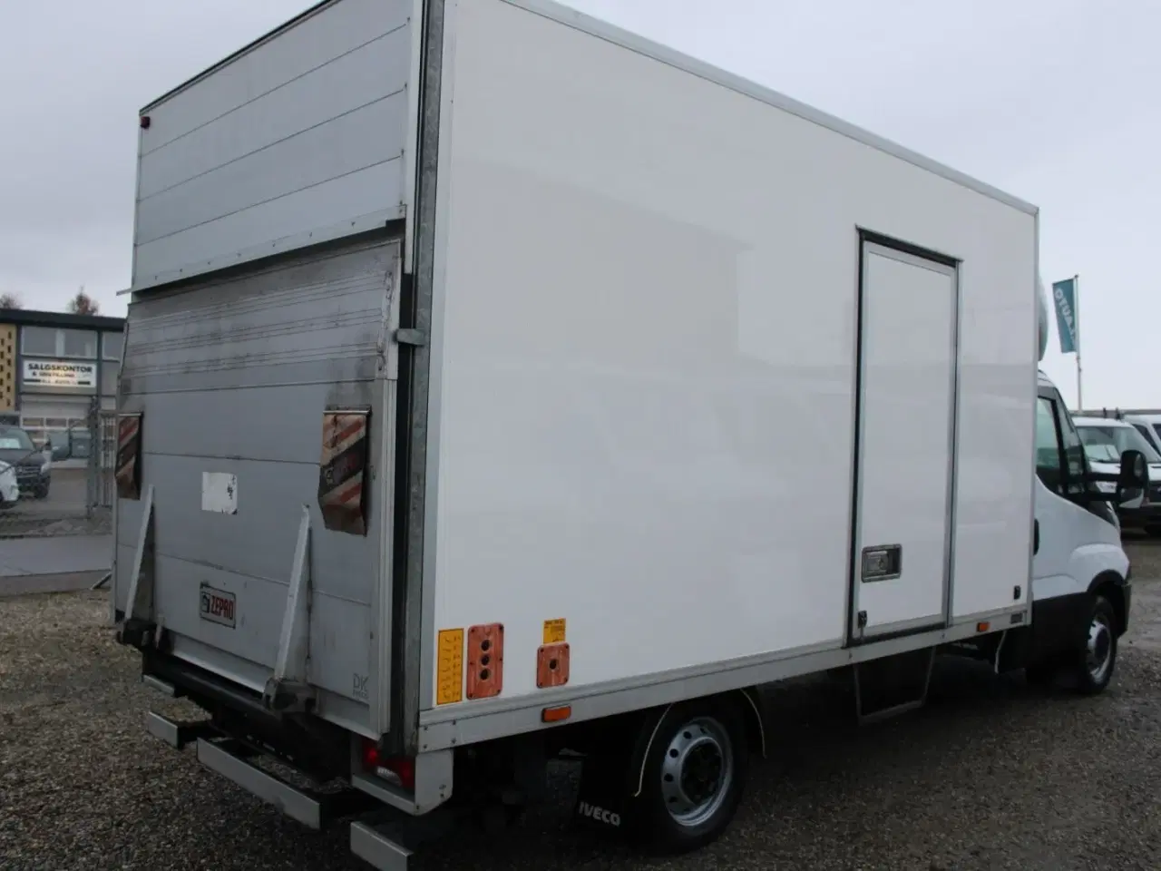 Billede 8 - Iveco Daily 2,3 35S16 Alukasse m/lift AG8