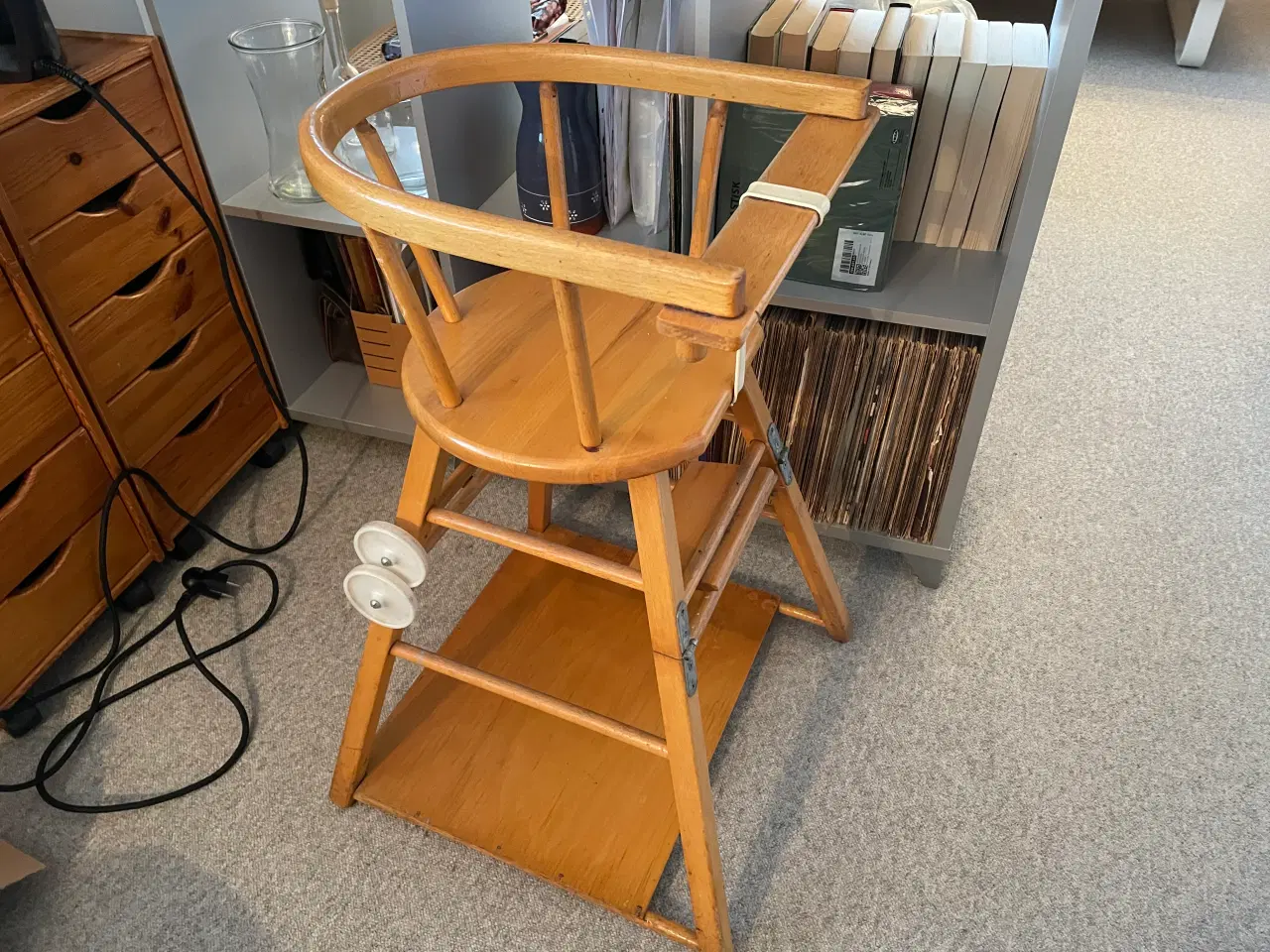 Billede 1 - Ældre barnestol med to funktioner