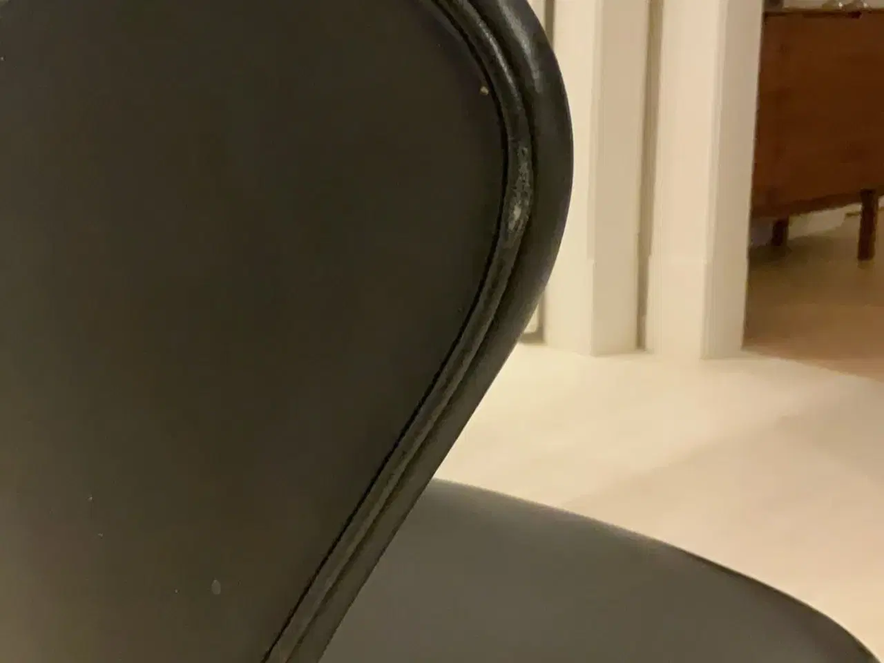 Billede 4 - 7 ´ er stole i meget god stand