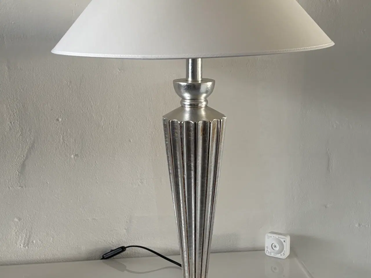 Billede 3 - Bordlamper med hvide skærme