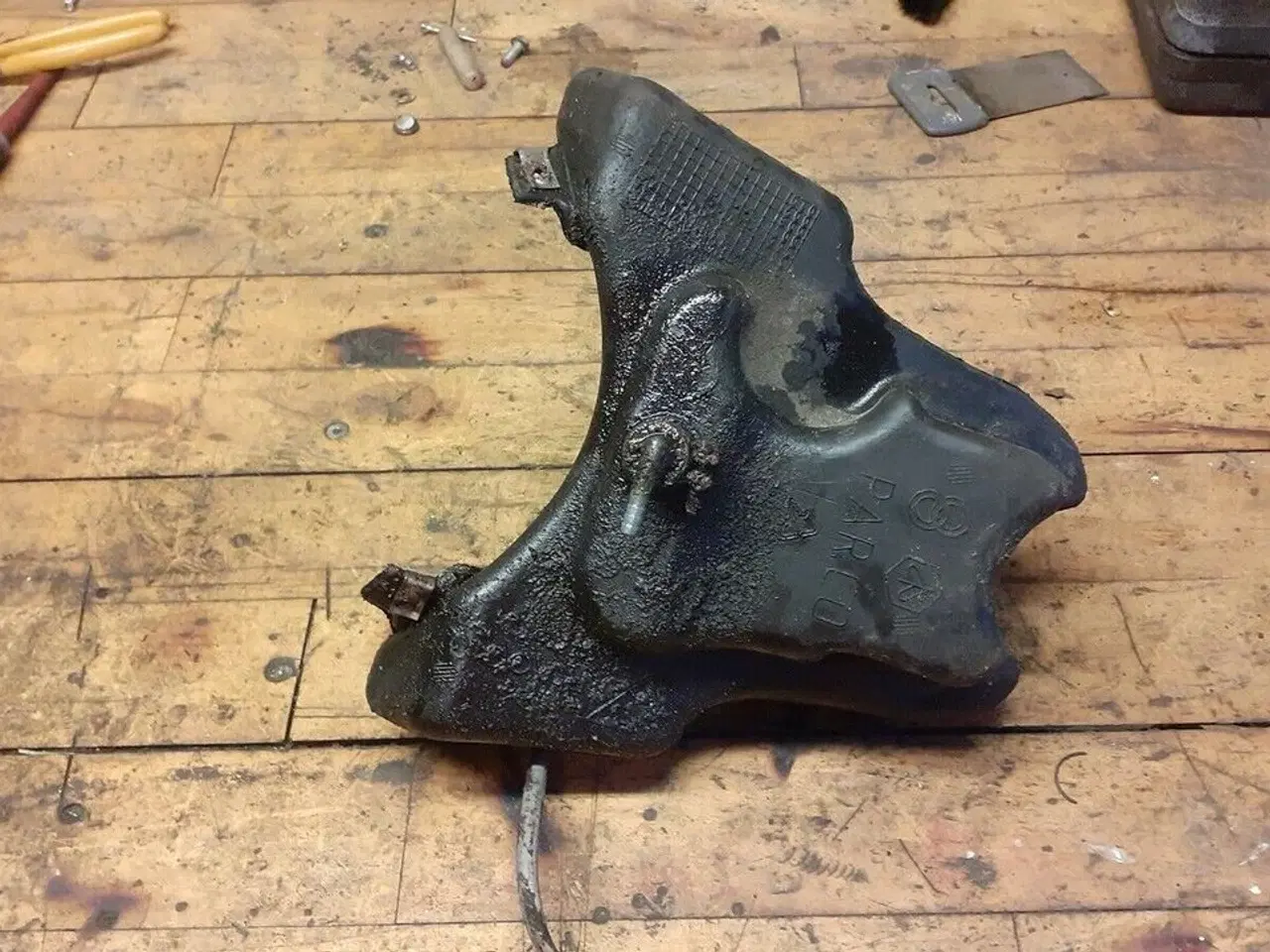 Billede 2 - Olie tank - Gilera Runner