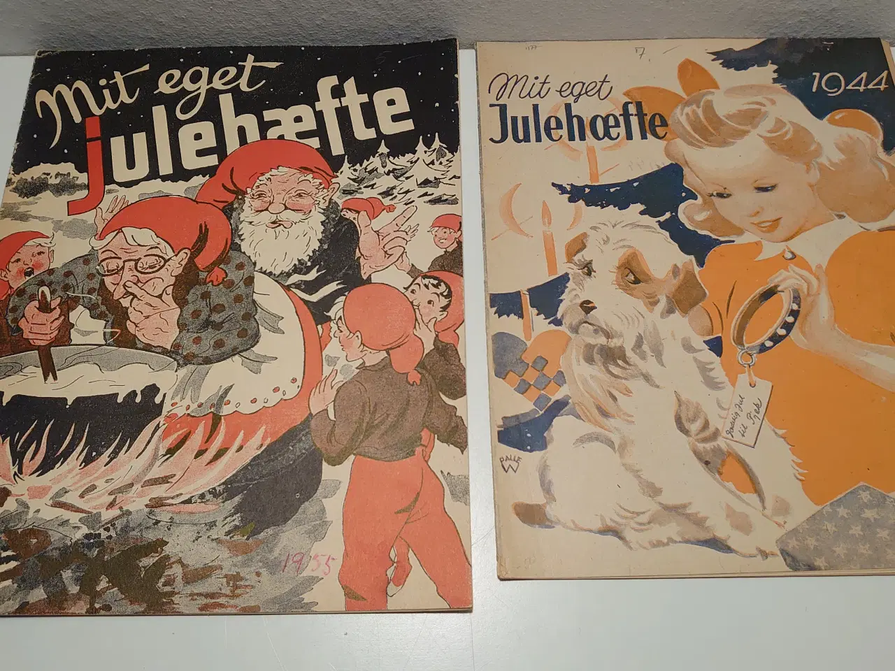 Billede 1 - 2stk "Mit eget Julehæfte"Fra 1944 og 1955