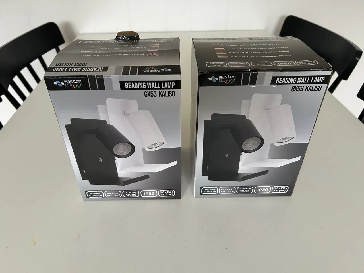 Billede 1 - Væglamper med usb og hylde