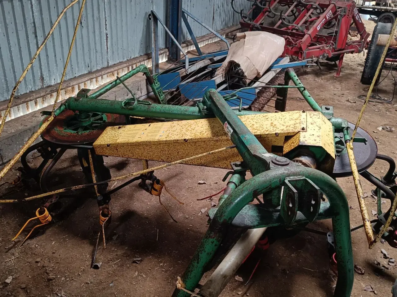 Billede 1 - - - - Farenløse Rive /Vender