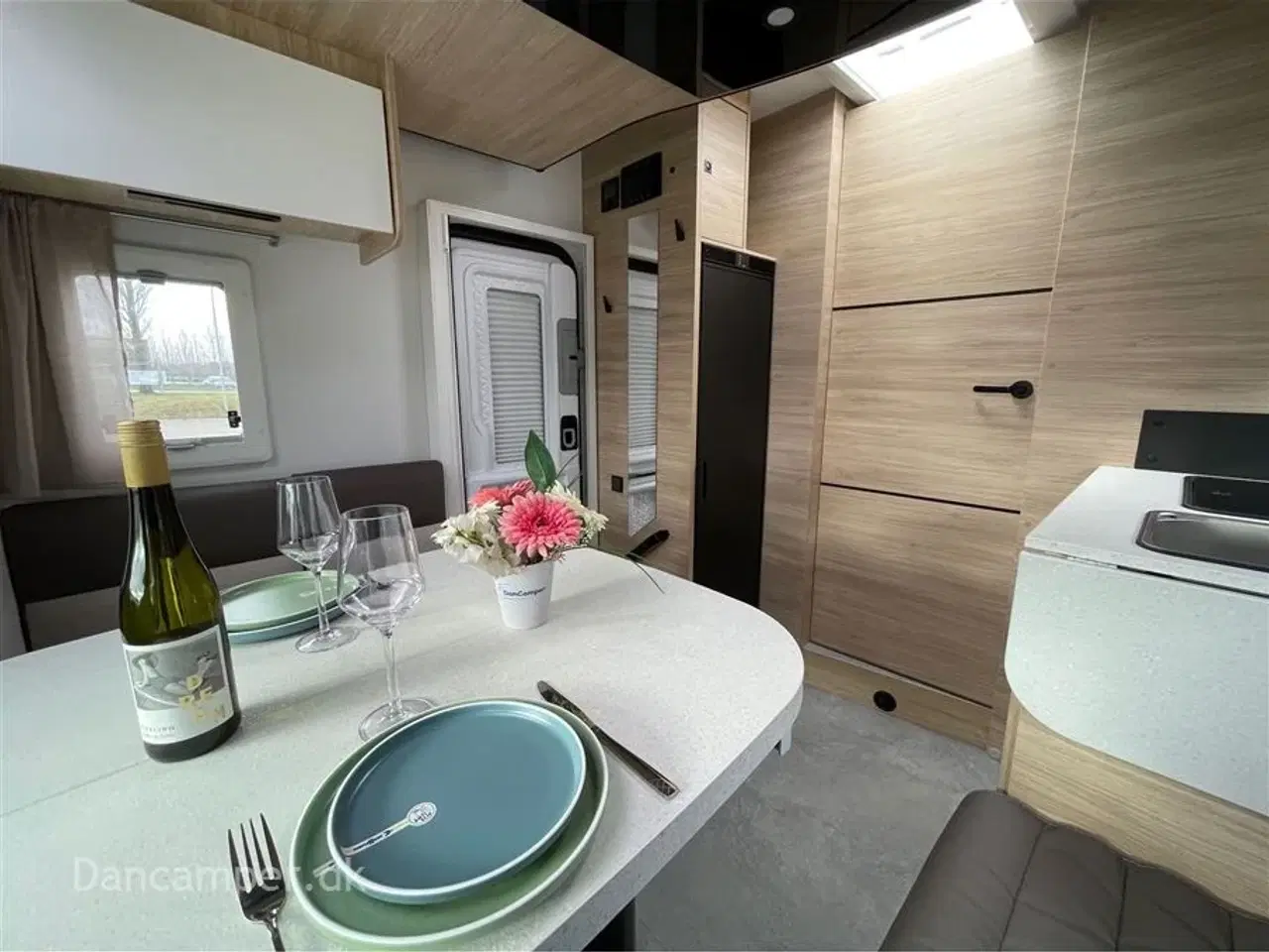 Billede 14 - 2026 - Chausson 797 Ultimate Line   Chausson 797 Ultimate Line, 140 HK, 8-trins automatgearkasse, solcelle. sænkeseng, alu.fælge og adaptiv fartpilot