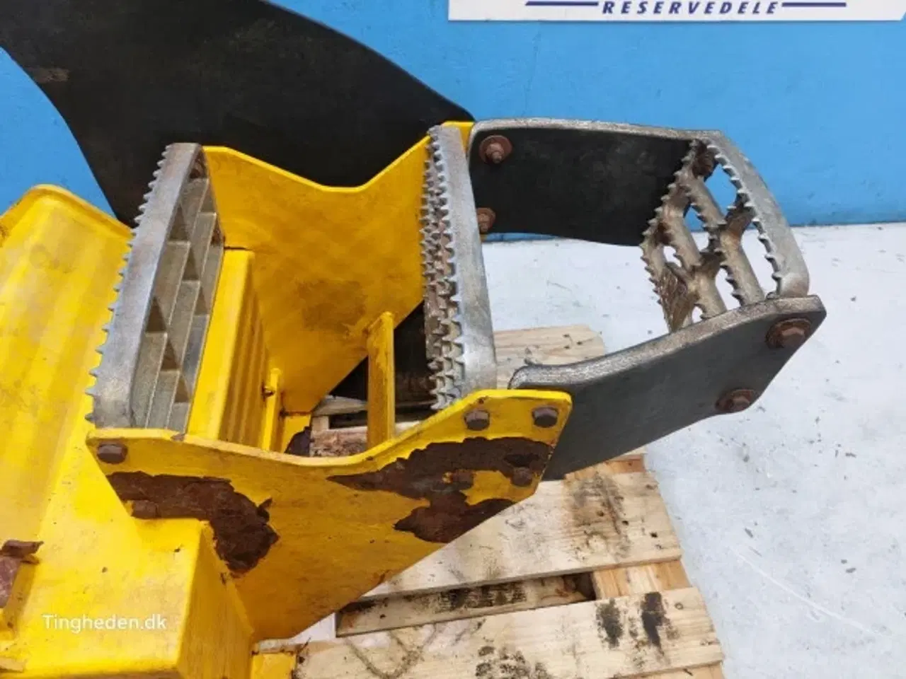 Billede 2 - JCB 427 HL Batteriboks med Stige 400/A6356