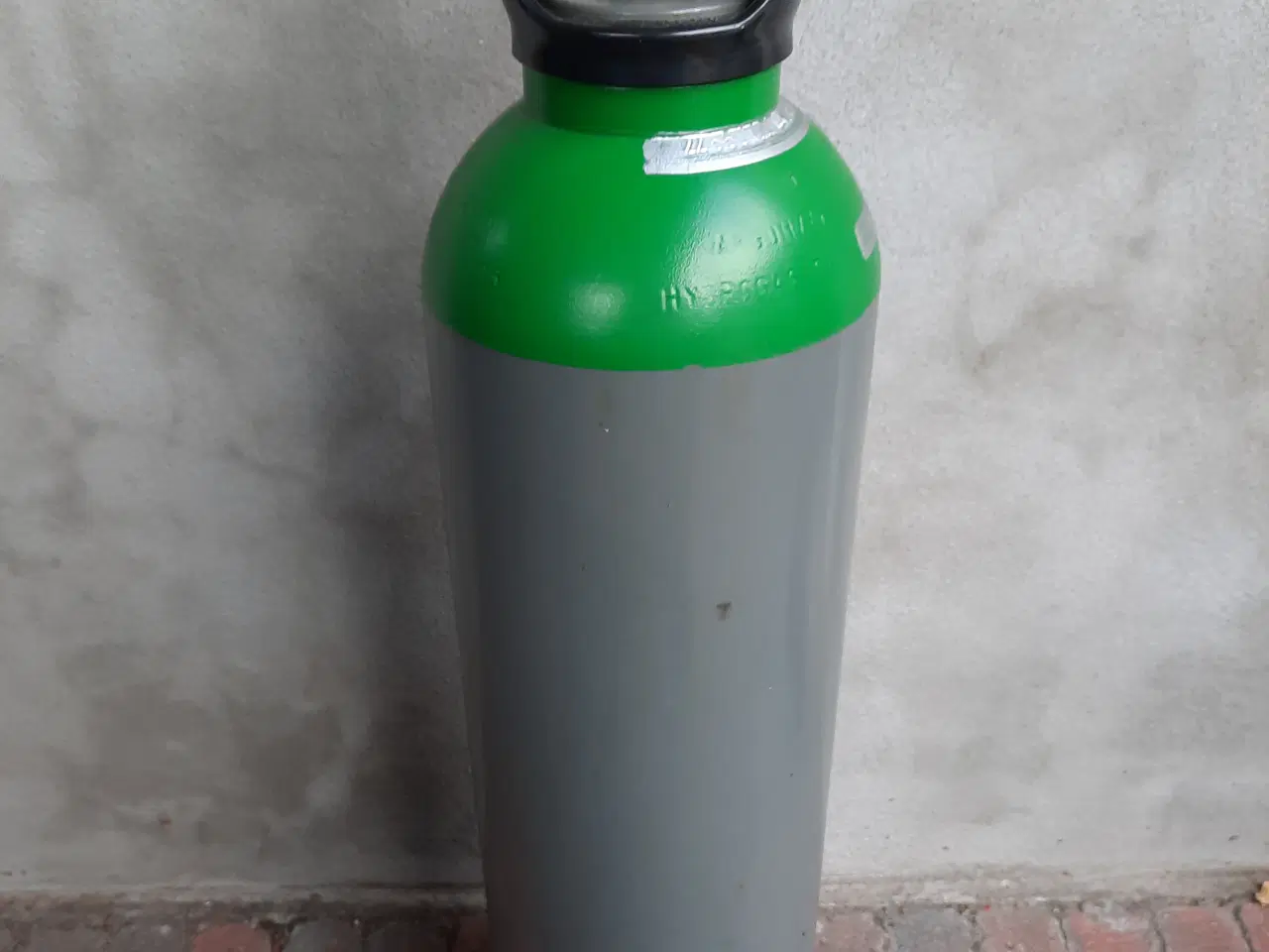 Billede 6 - Argonflaske 10 liter Fuld og plomberet Yara.