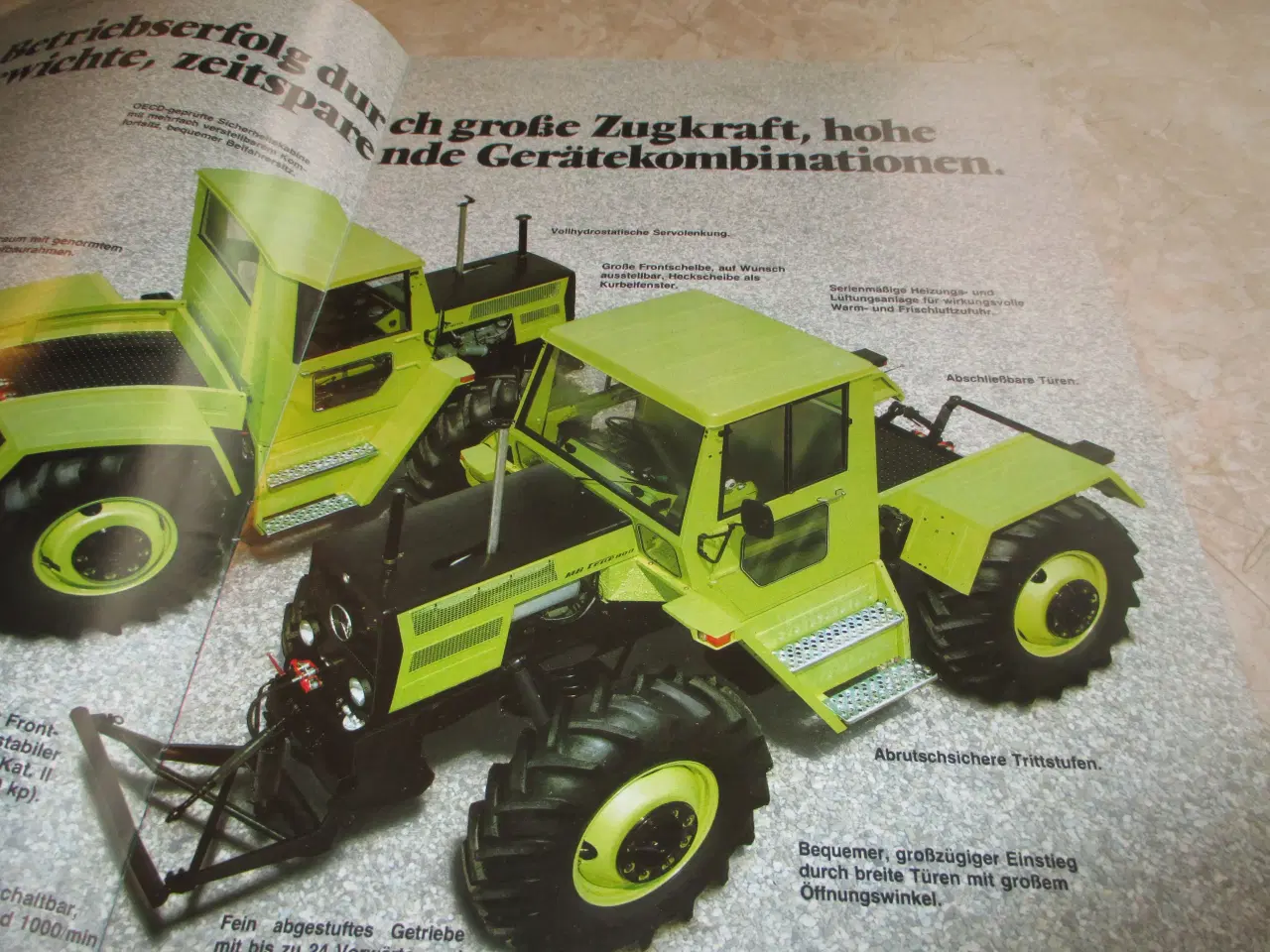 Billede 3 - Brochure  Mercedes Traktor