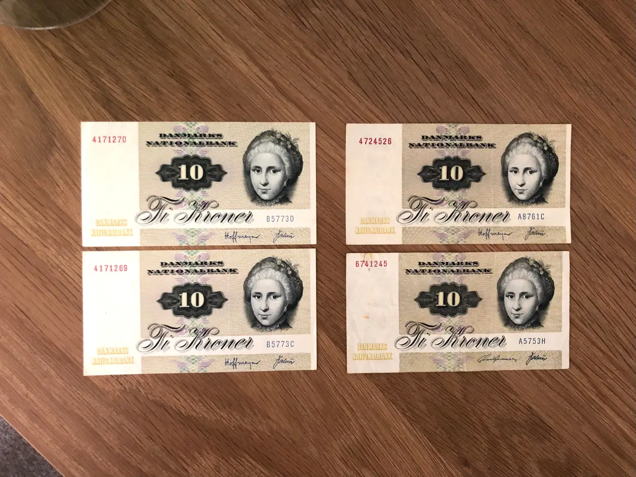 Billede 1 - Pengesedler - pålydende 10 kr.