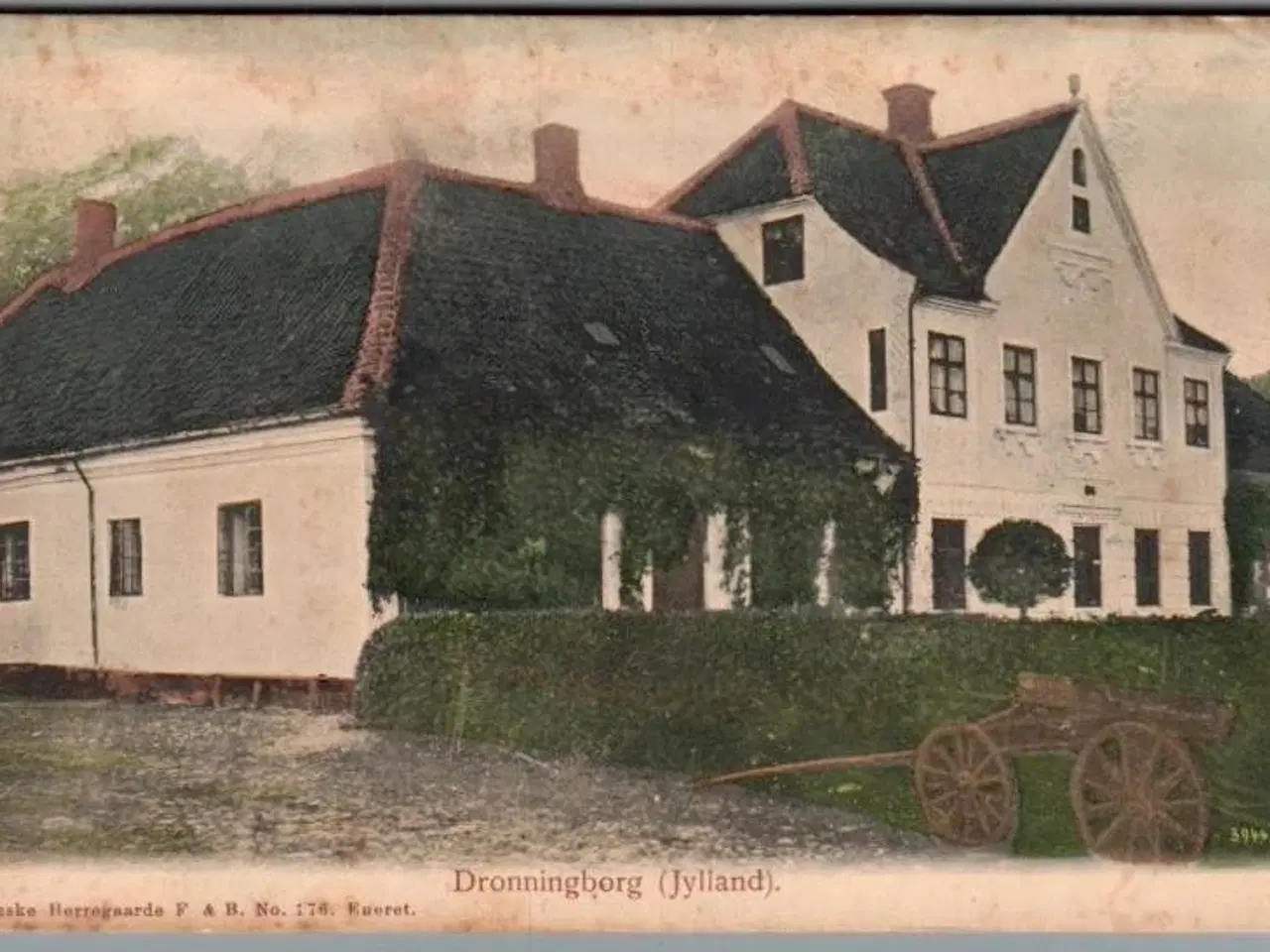 Billede 1 - Dronningborg (Jylland) - Danske Herregaarde F&B 176 - Postkort - Ubrugt