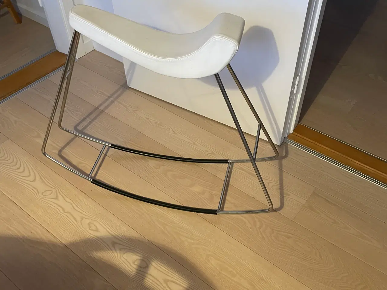 Billede 1 - Designerstol Banana Seat rigtig sjov gyngestol