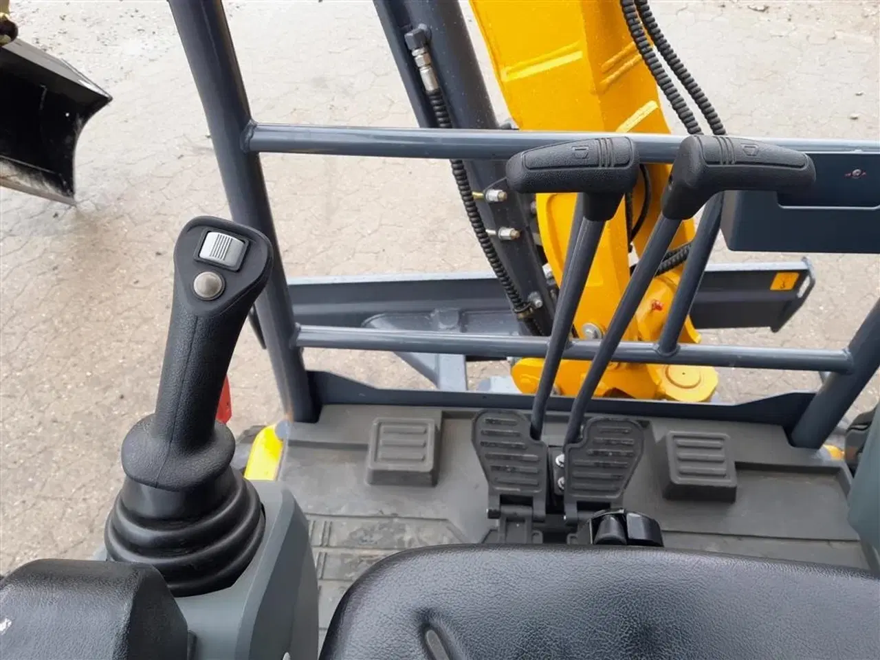 Billede 12 - XCMG xe27e  u/hus