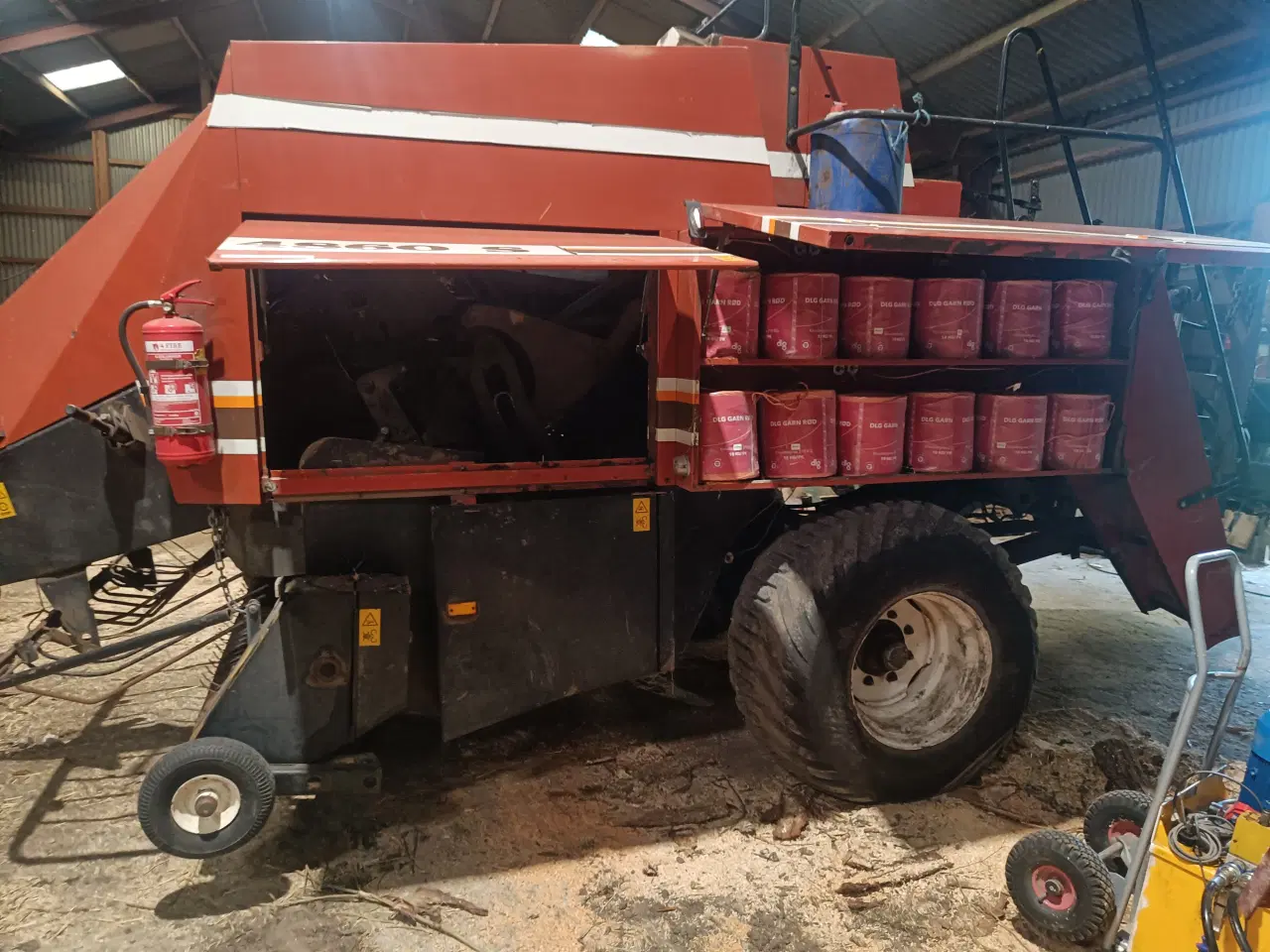 Billede 7 - Hesston 4860s   minibig 