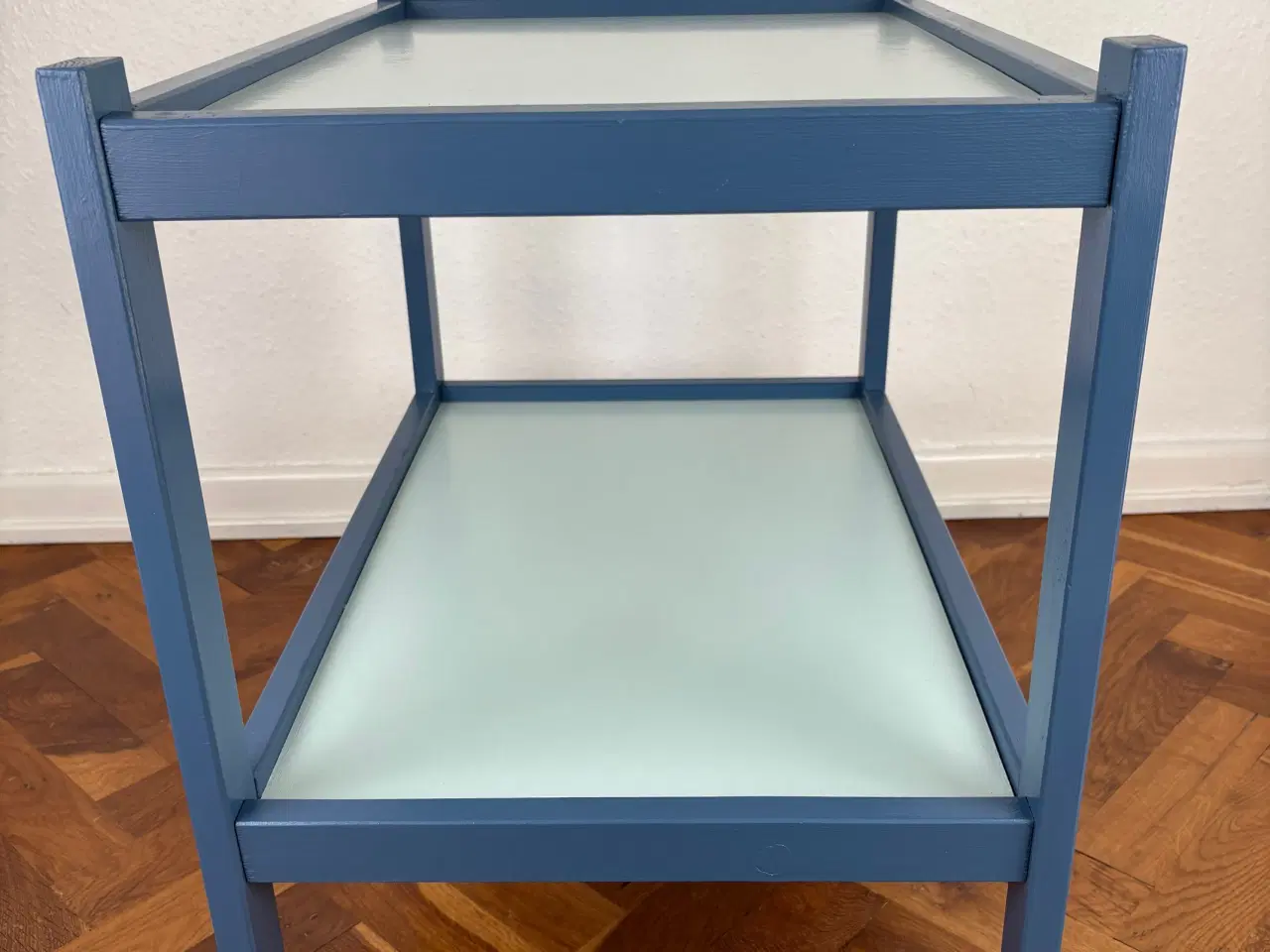 Billede 2 - Nyistandsat rullebord eller barbord