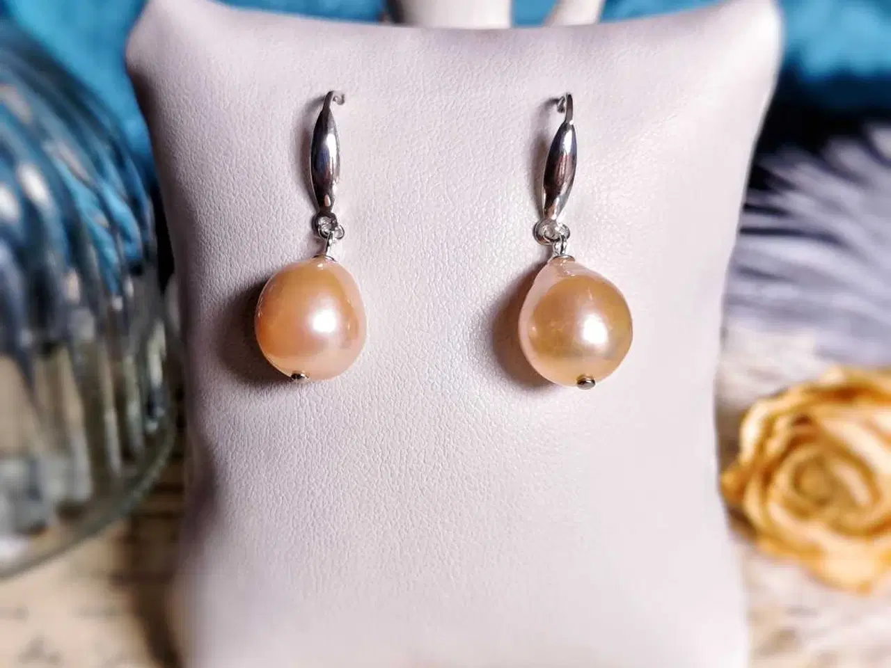 Billede 1 - Champagnefarvede barokperleøreringe