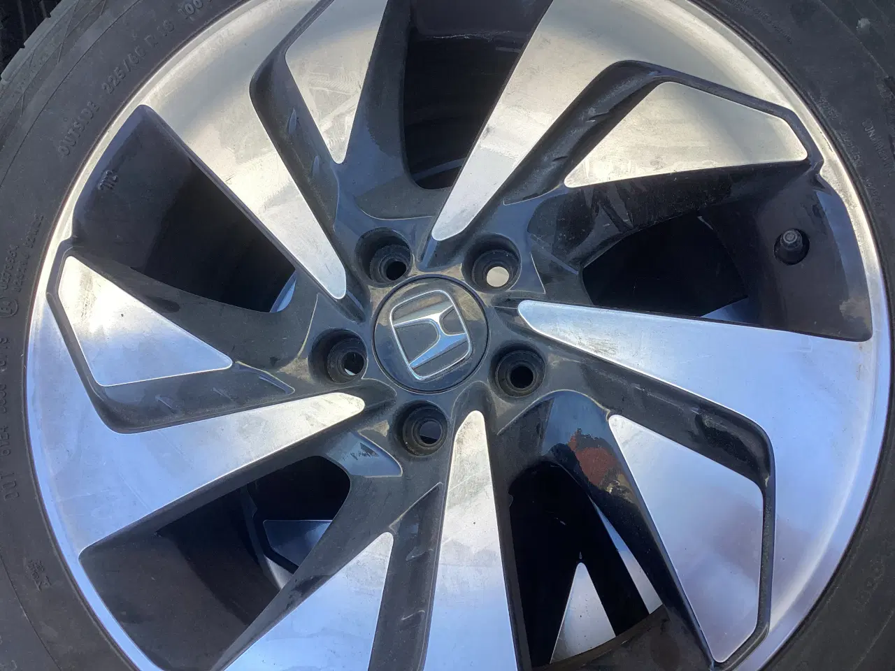 Billede 2 - Honda alufælge 18”