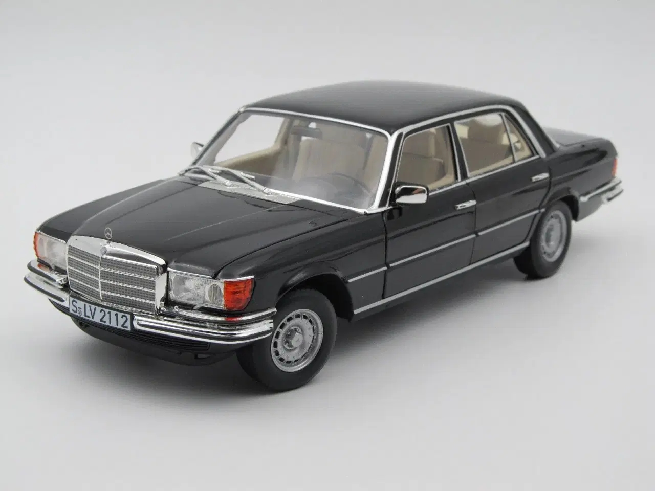 Billede 2 - 1976 Mercedes-Benz 450 SEL 6,9 W116 - 1:18