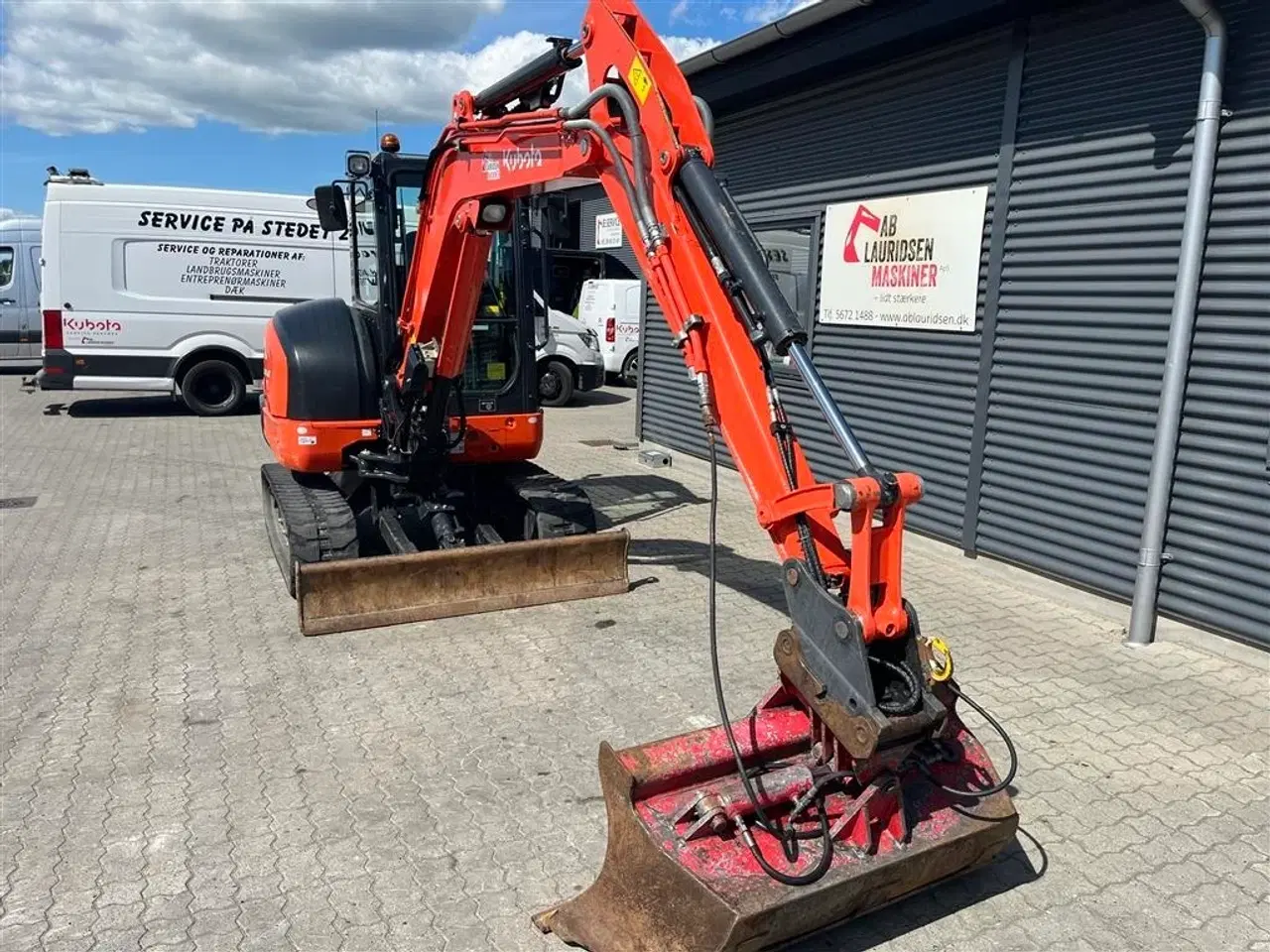 Billede 3 - Kubota Kx042-4 Hydraulisk fæste med kipbar planerskovl Kun kørt 1382T