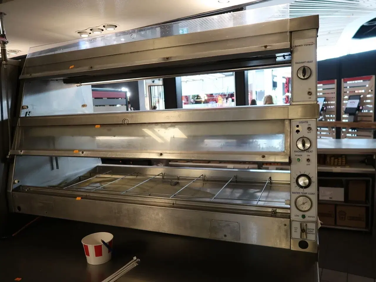 Billede 6 - Rustfri stålbord med varmeskab HENNY PENNY HCW-5