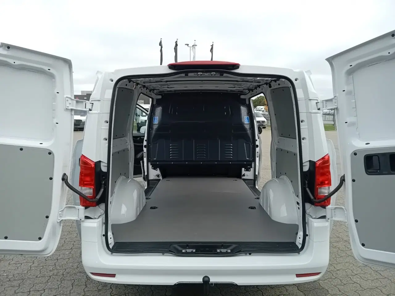 Billede 5 - Mercedes Vito 114 2,0 CDi A2 Kassevogn PRO aut. RWD