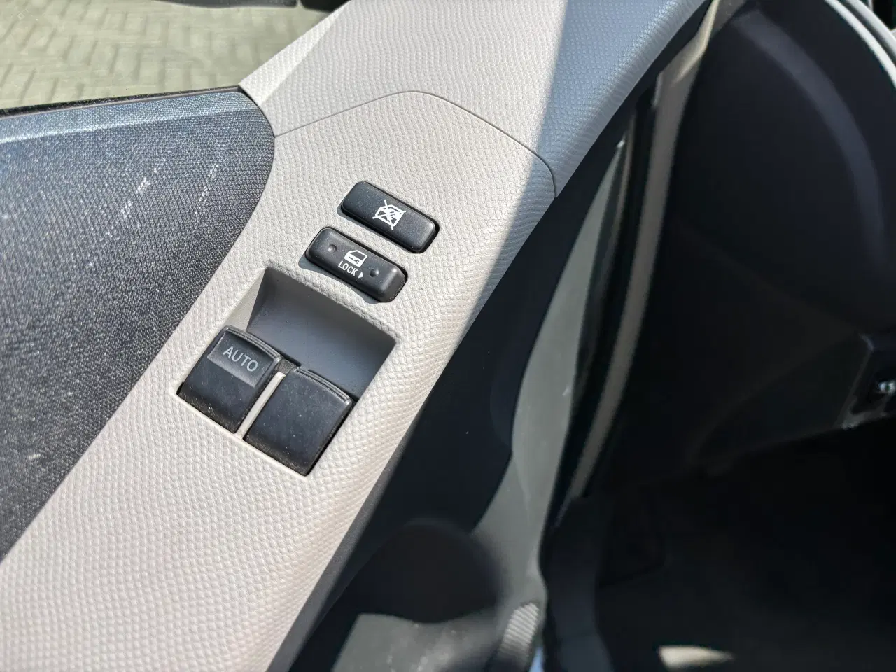 Billede 12 -  TOYOTA YARIS 1.3 VVT-I / NØGLEFRI