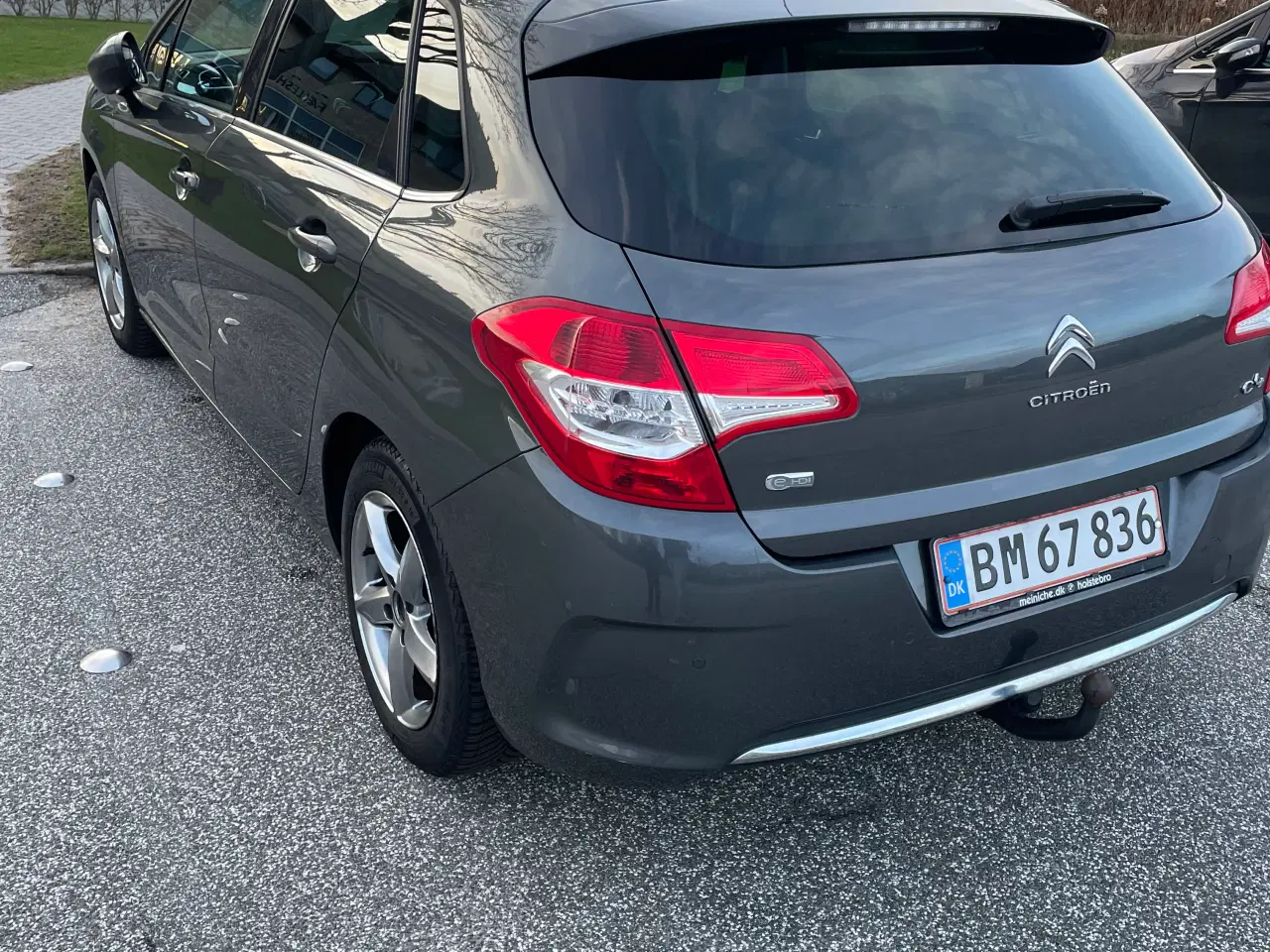 Billede 3 - Flot velholdt nysynet c4 automatgear