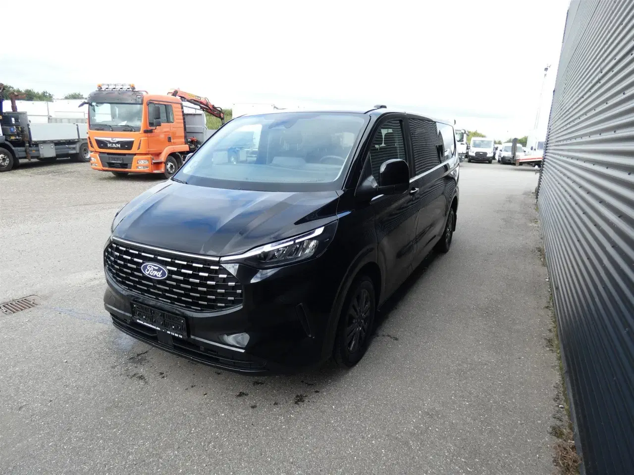 Billede 4 - Ford Tourneo Custom 320 L2H1 2,0 EcoBlue Titanium 170HK 8g Aut.