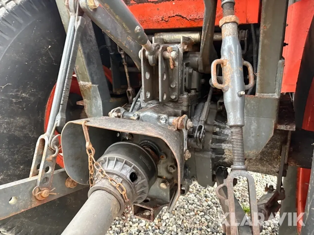 Billede 9 - Traktor Kubota STV36 med kost, saltspreder og sneplov