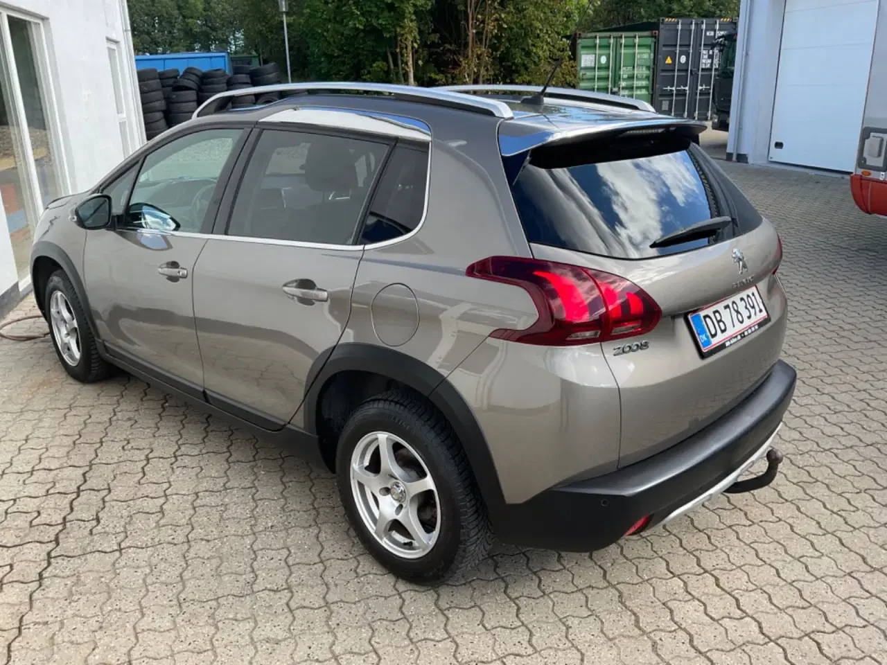 Billede 2 - Peugeot 2008 1,6 BlueHDi 100 Allure Sky