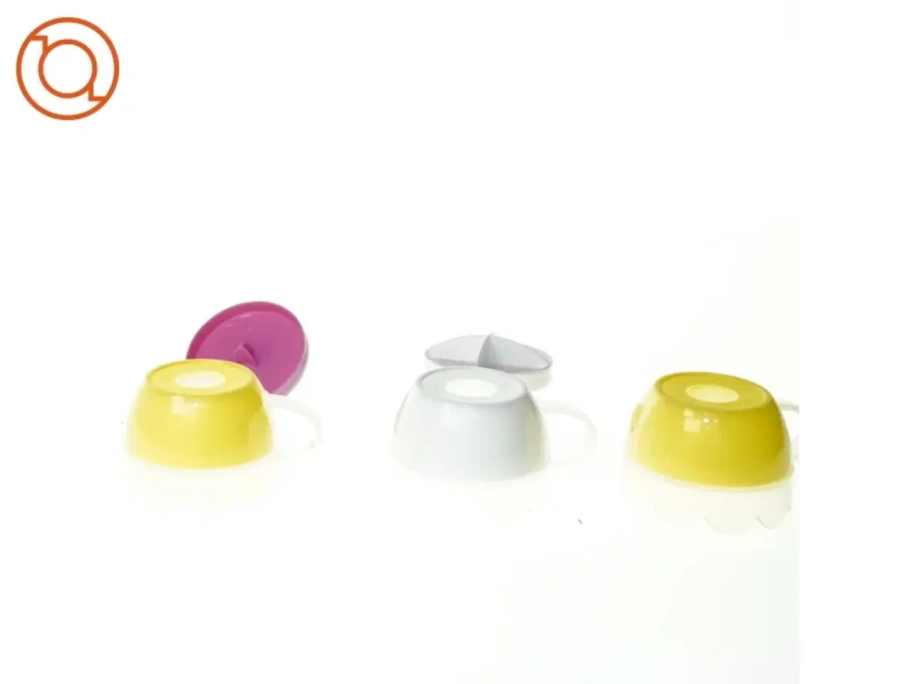 Billede 2 - Kopper med Hello Kitty motiv fra Sanrio (str. 7 x 5 cm)