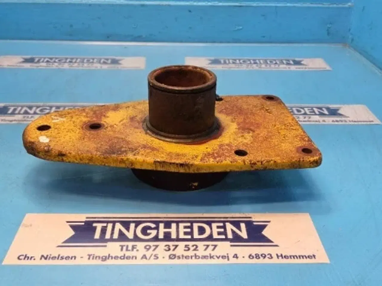 Billede 1 - New Holland TX68 Flange 84004990