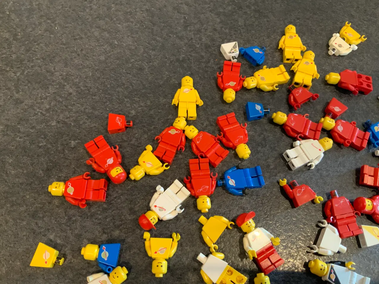 Billede 3 - Lego space minifurer