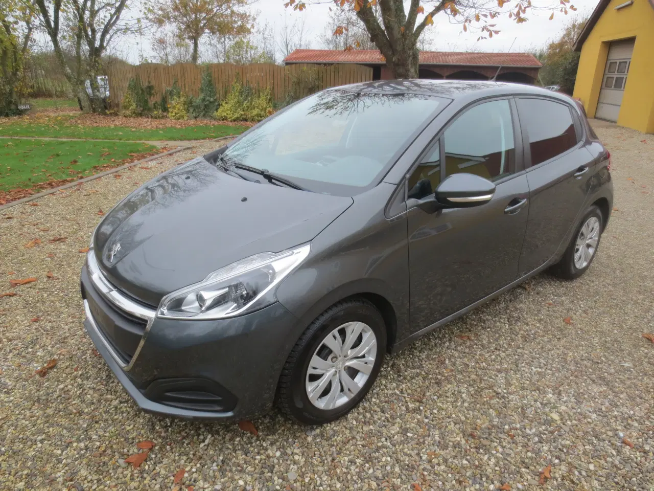 Billede 1 - Peugeot 208 1.6  HDi Årg 2017. Km 164. 