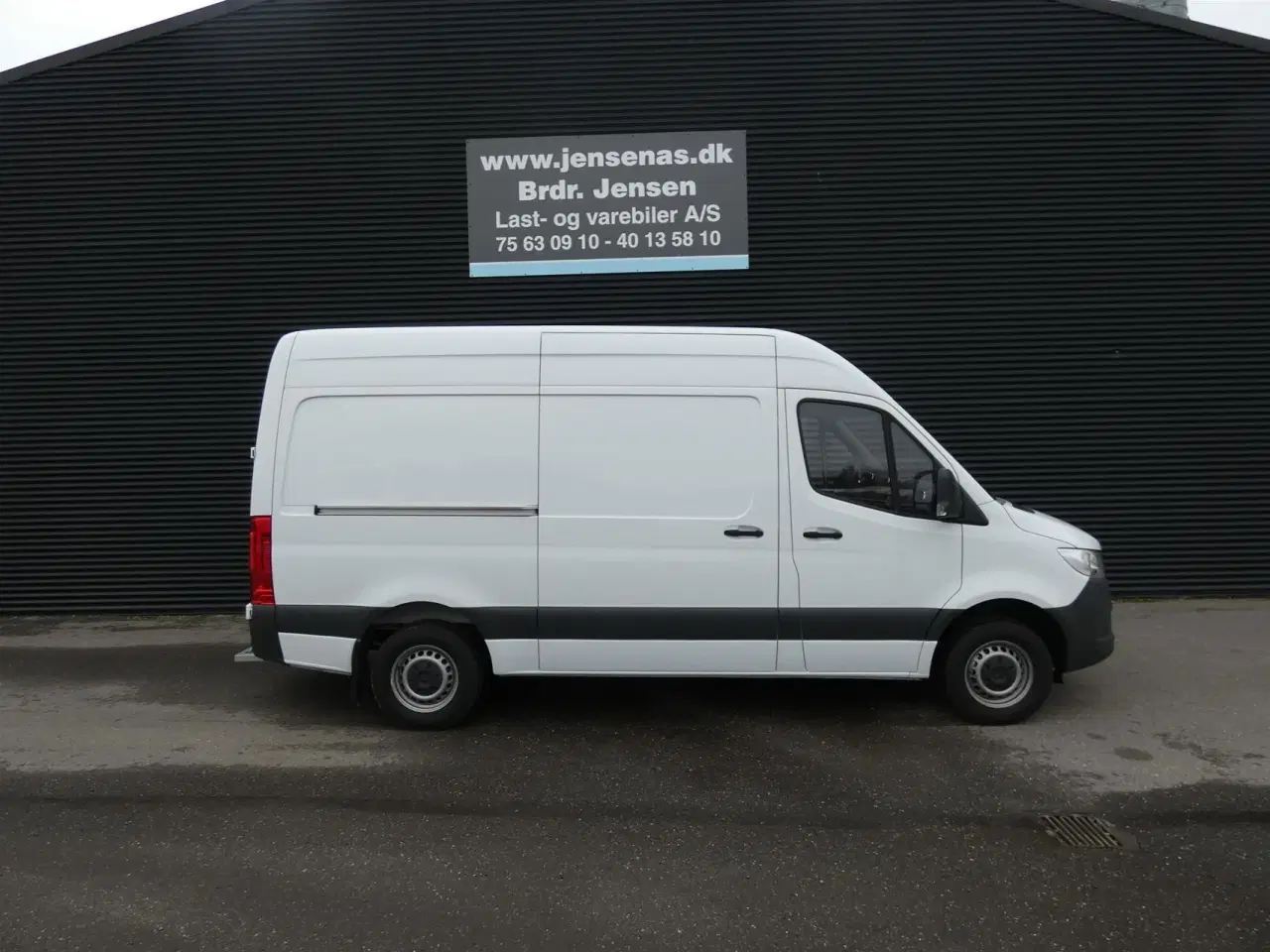 Billede 4 - Mercedes-Benz Sprinter 319 2,0 CDI A2 H2 RWD 9G-Tronic 190HK Van Aut.