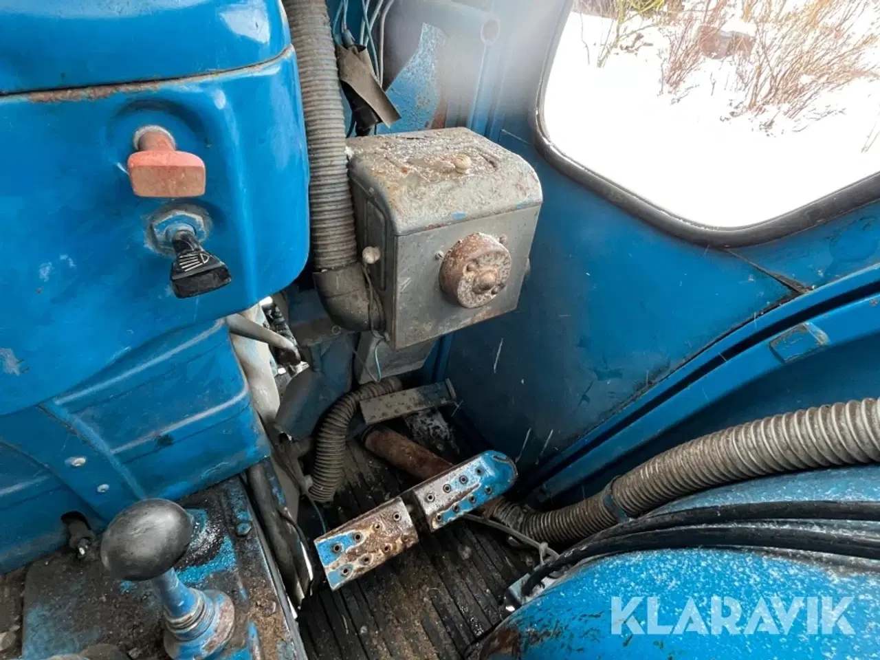 Billede 12 - Veterantraktor Ford 2000 Y med frontlæsser