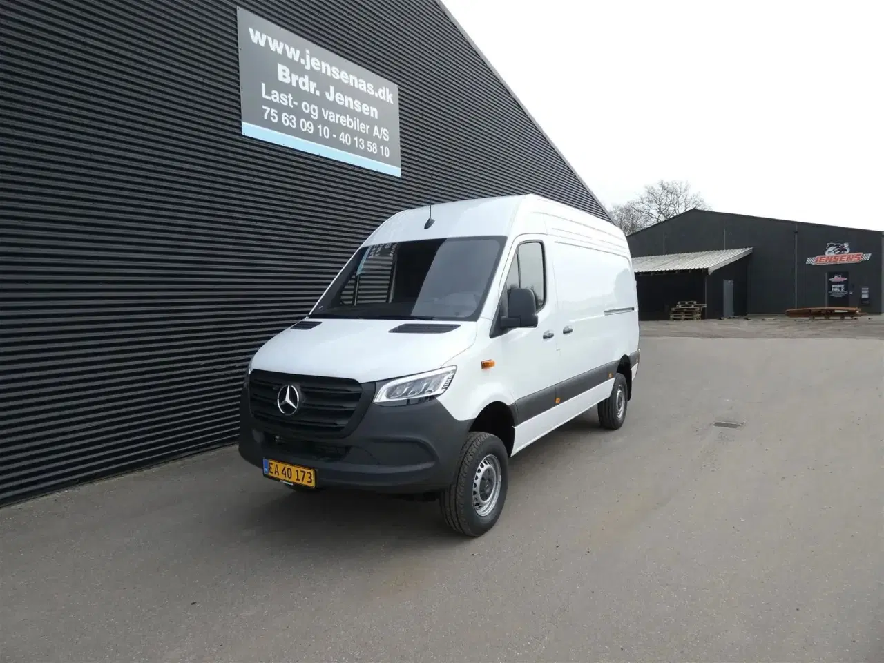 Billede 2 - Mercedes-Benz Sprinter 319 2,0 CDI A2 4X4 9G-Tronic 190HK Van 9g Aut.