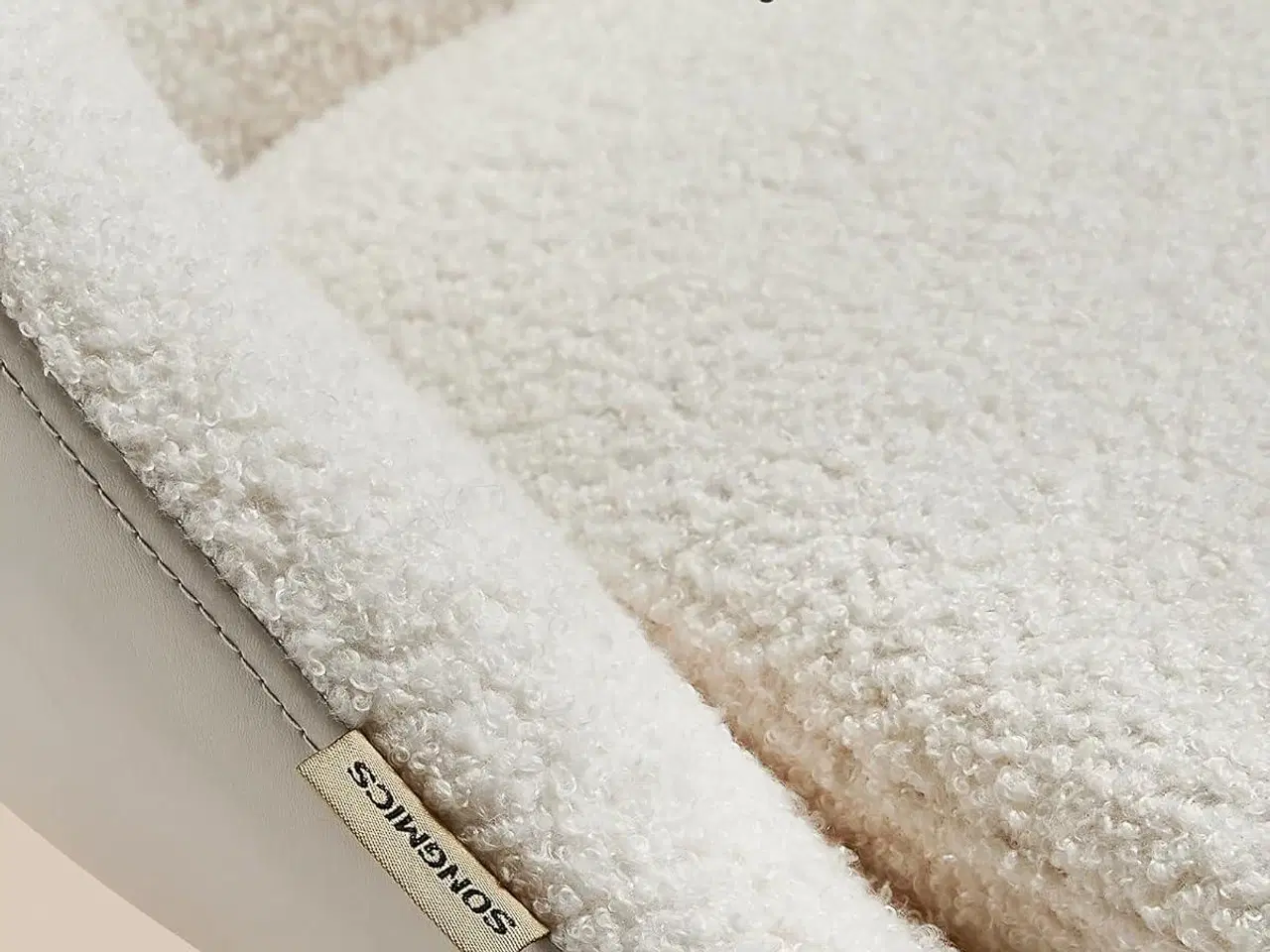 Billede 5 - Kontorstol SONGMICS sherpa – højdejusterbar drejestol til hjemmekontor og make-up, cappuccino beige/cloud hvid