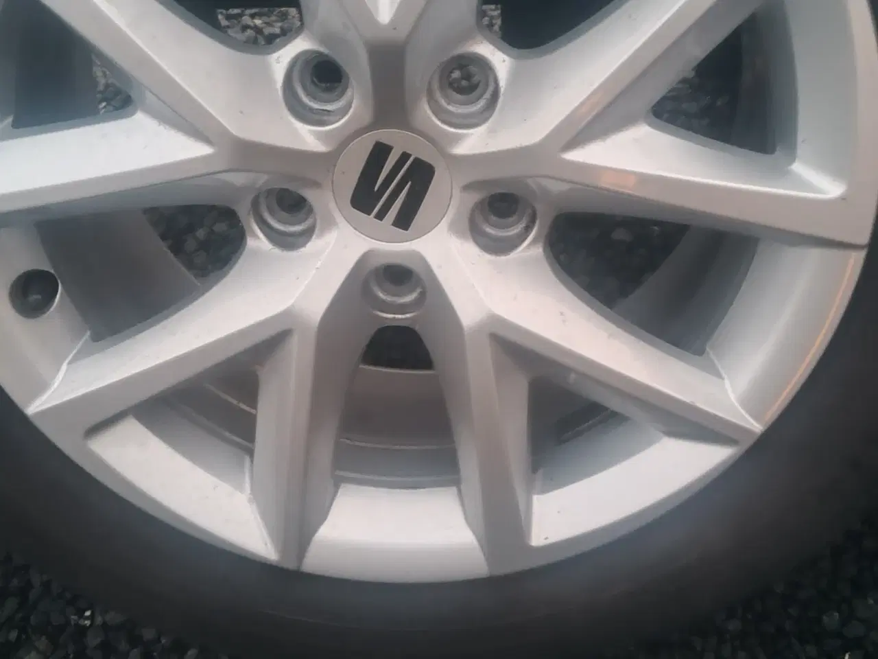 Billede 1 - Original Seat Leon alufælge 