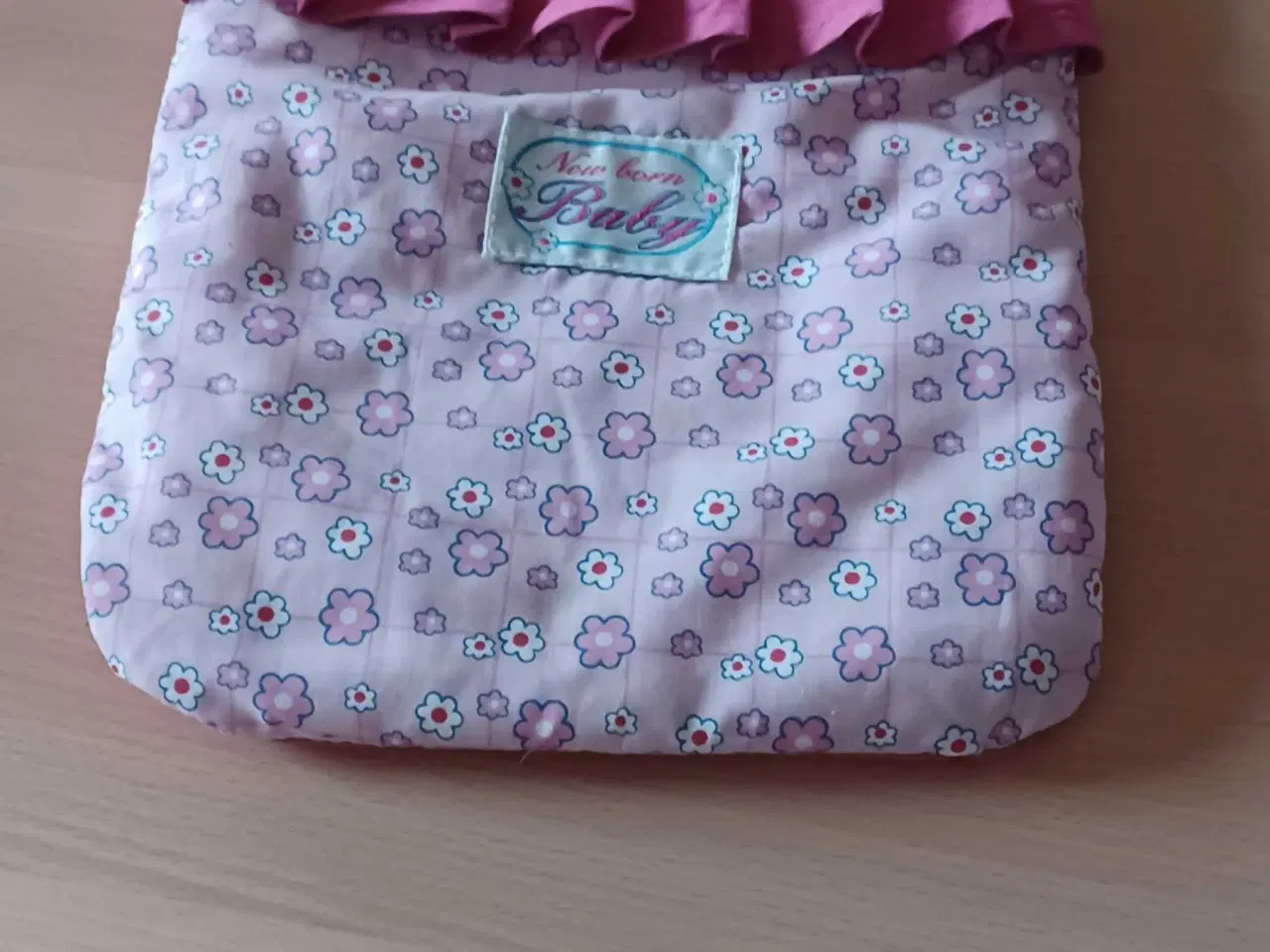 Billede 11 - Pusletaske mm New Born Baby