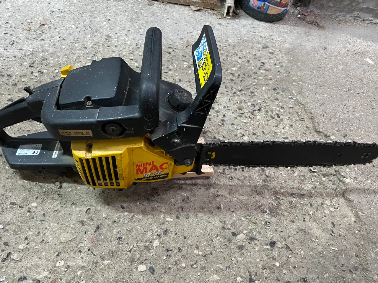 Billede 1 - Motorsav god og stabil