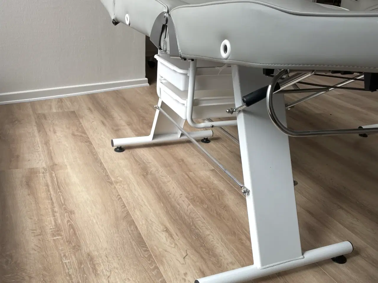 Billede 2 - Massage/behandler briks 