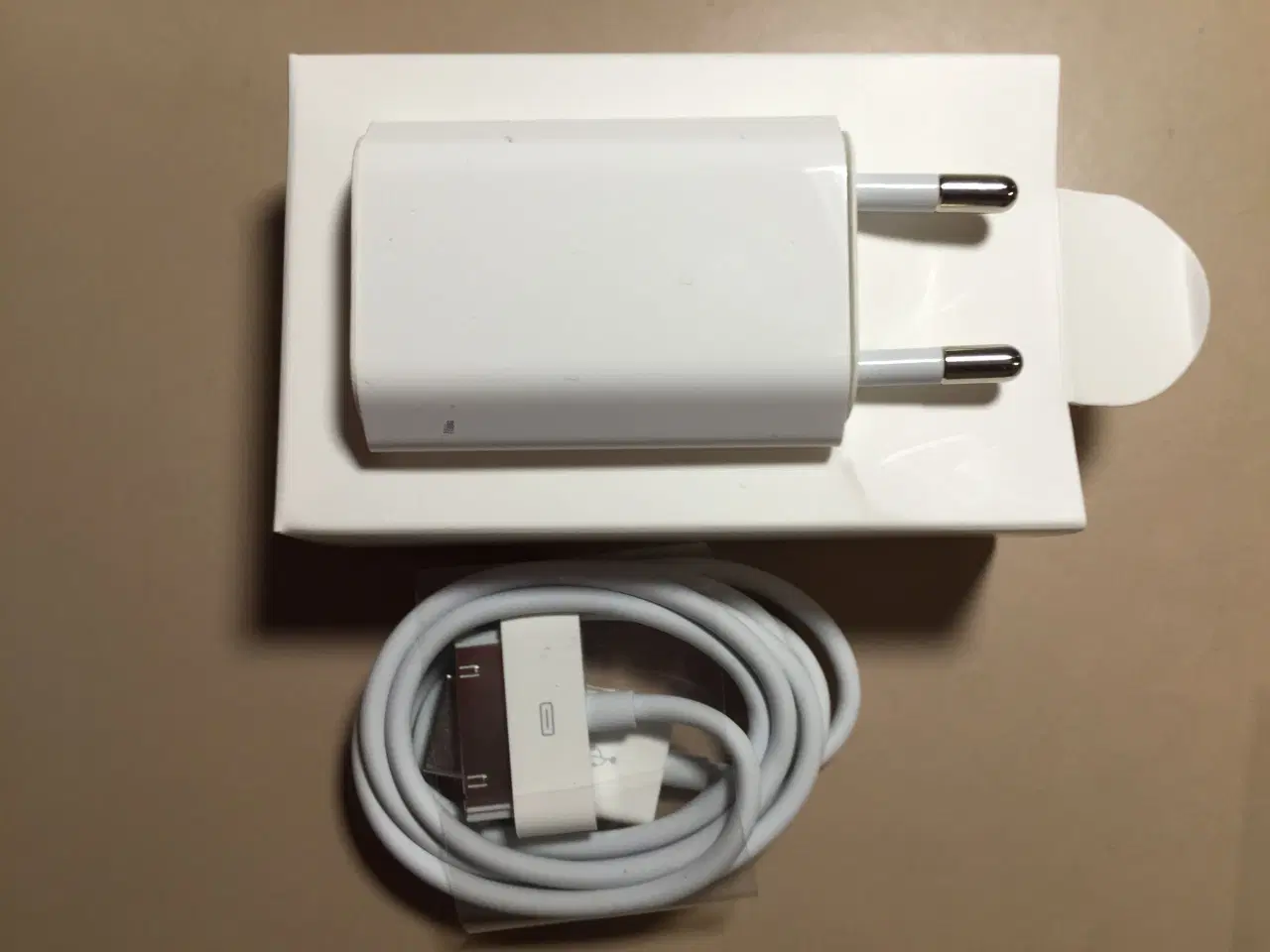 Billede 3 - USB Power Adaptor med kabel til iPod