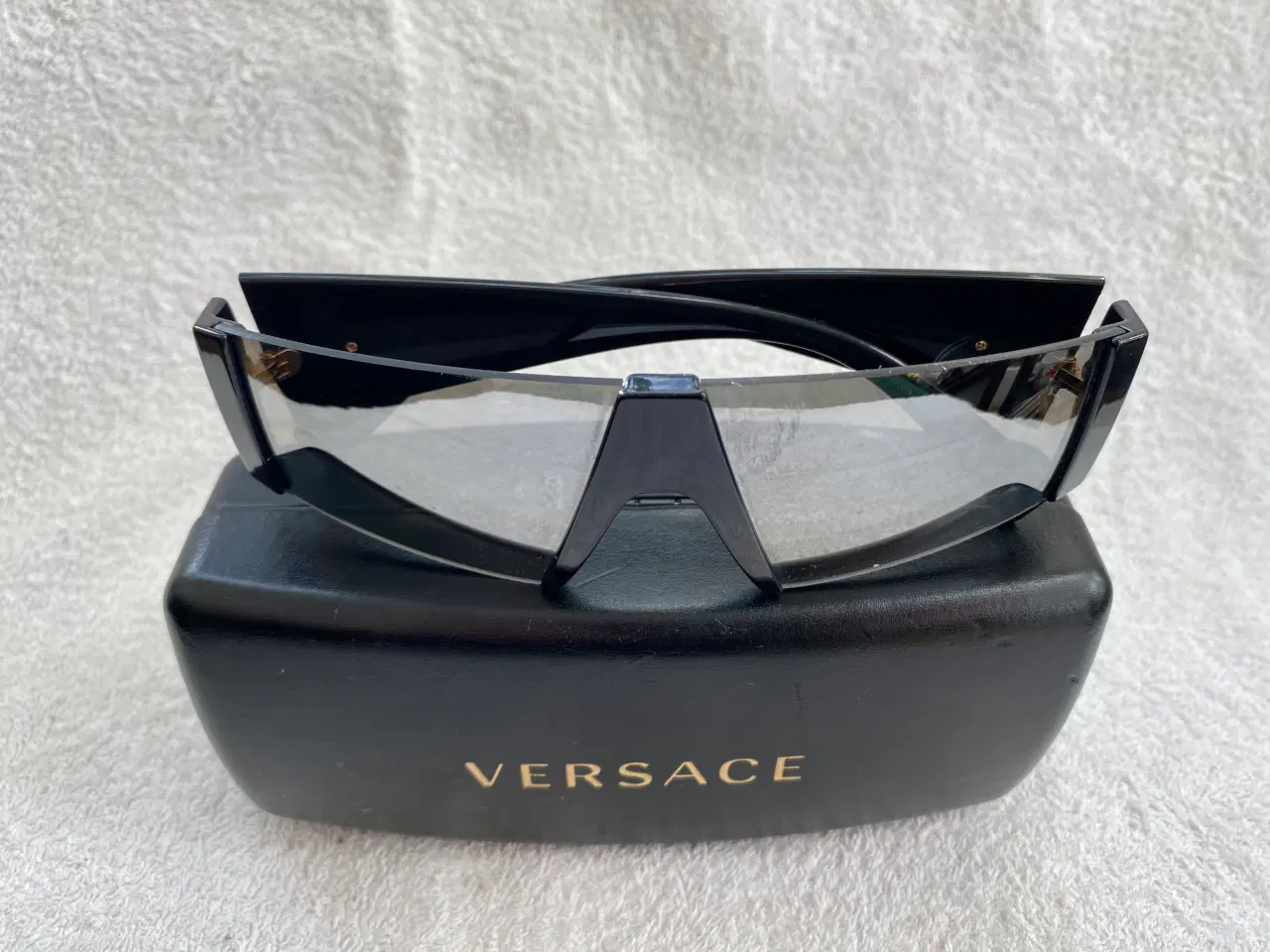 Billede 7 - Solbrille versace, herre