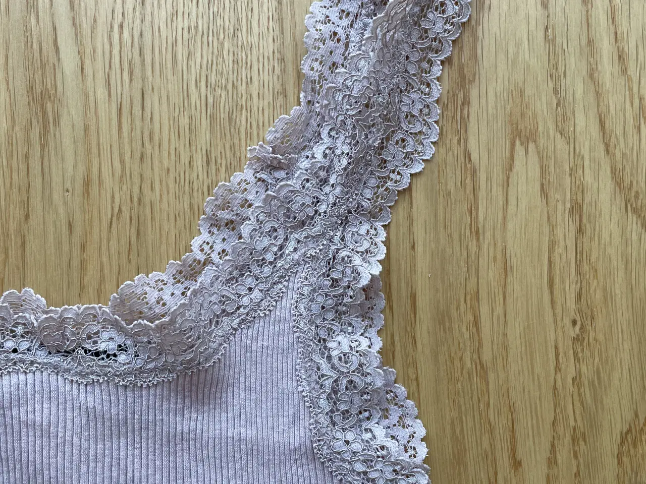 Billede 2 - Rosemunde silketop 