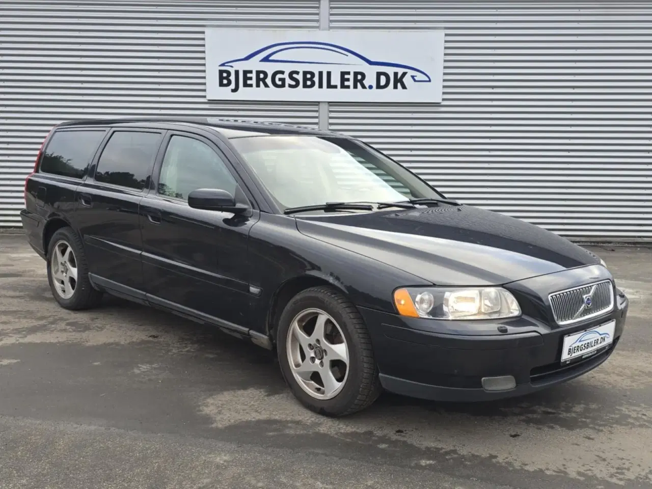 Billede 1 - Volvo V70 2,4 170 Momentum aut.