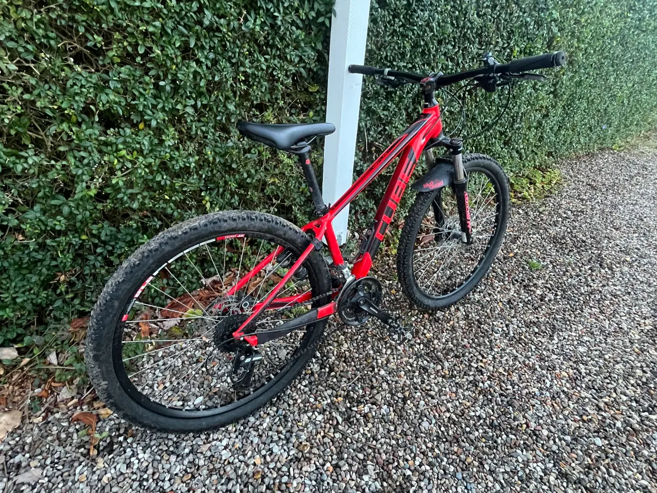 Billede 1 - Cube mountainbike 27,5 xs