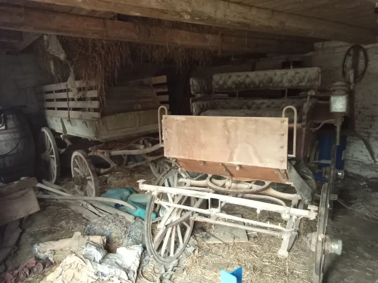 Billede 6 - Har disse to vogne.